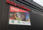 Alfa-College evenementen spandoek in frame